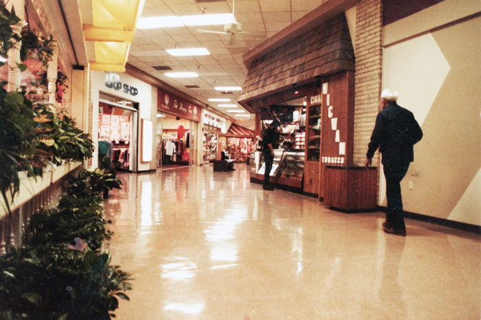Marquette Mall - From Marquette Mall Memories Facebook (newer photo)